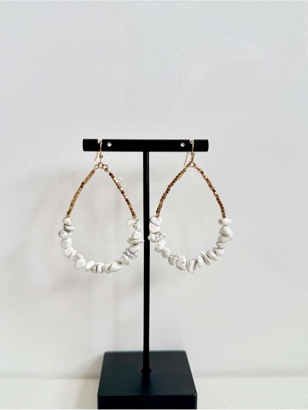 NWOT White Howlite Natural Gemstone Boho Teardrop Earrings